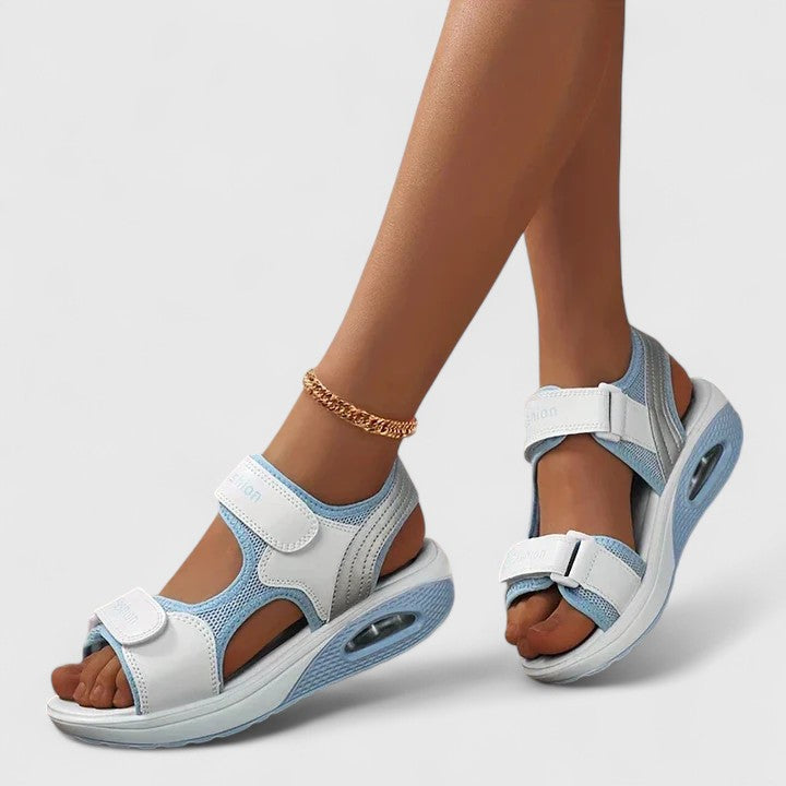 RHEA | BEQUEME SANDALEN