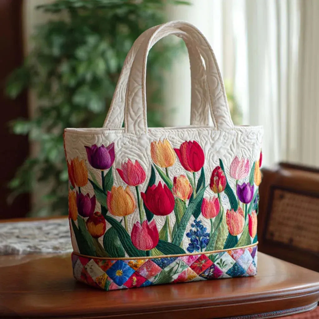 LILY | GEPOLSTERTE TASCHE MIT TULPEN