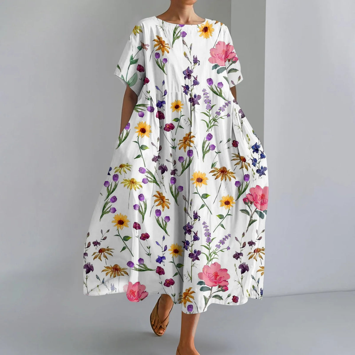 JUTTA | LEICHTES MAXIKLEID MIT SCHÖNEM BLUMENMUSTER