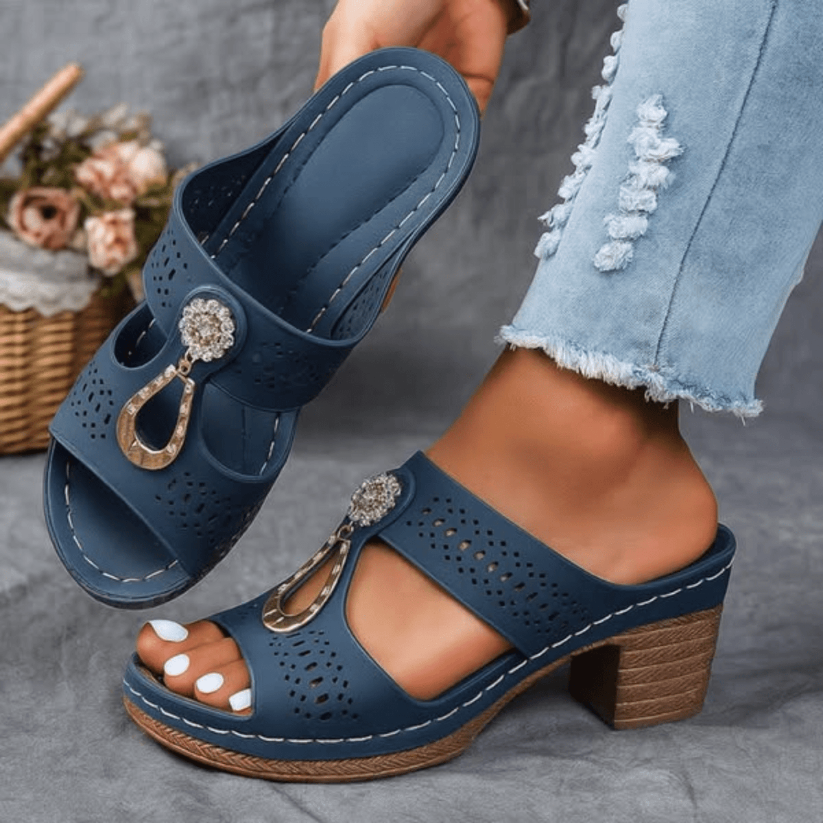 FAIITH | SCHICKE UND BEQUEME ORTHOPÄDISCHE SANDALEN