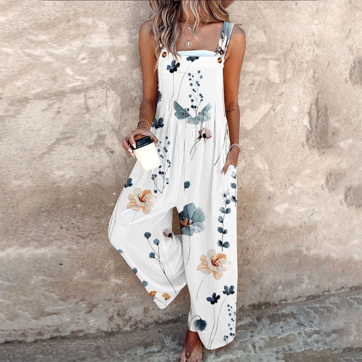 BEQUEMER OVERALL MIT DRUCK