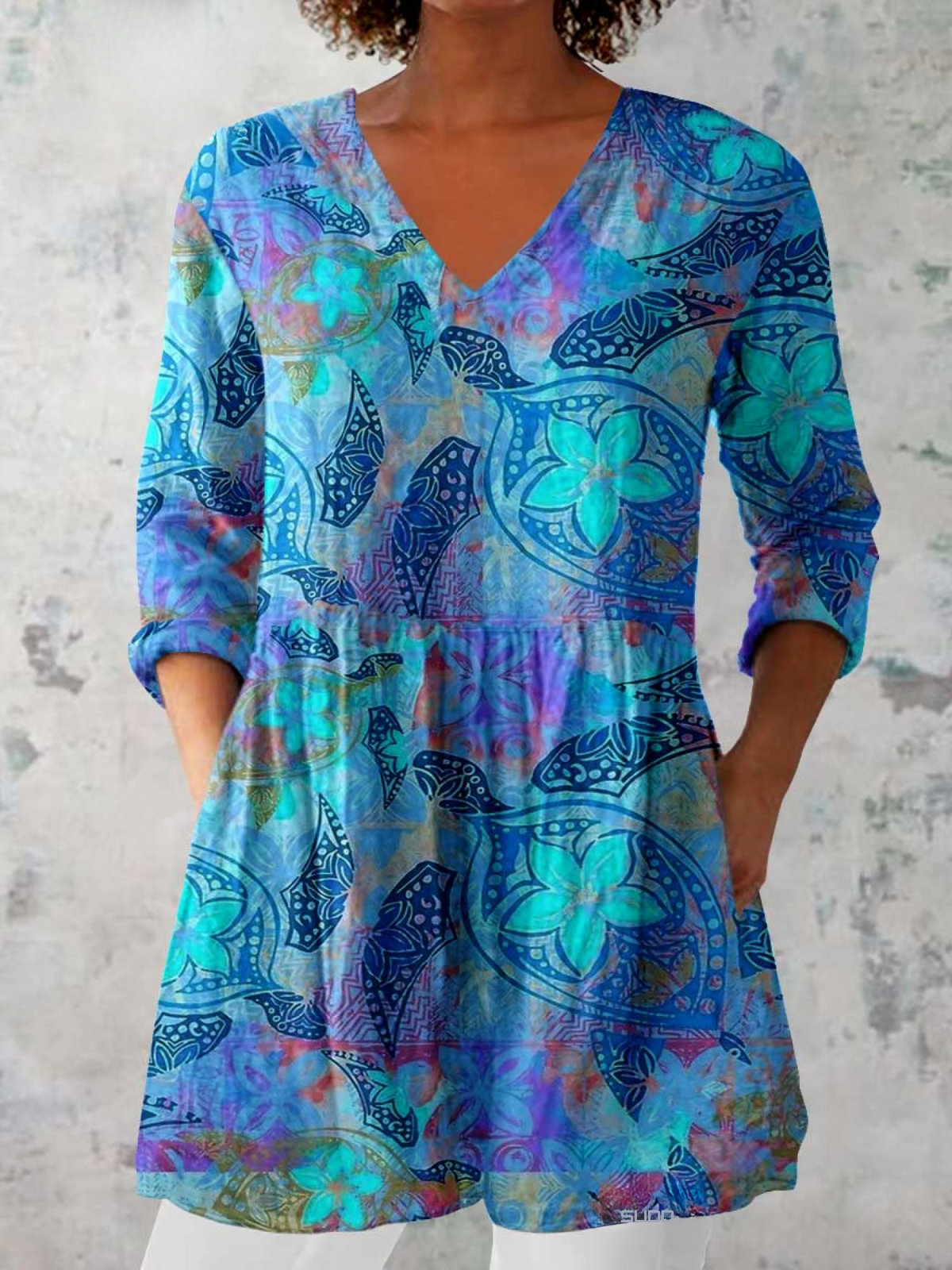 JULIETTE | LANGE BLUSE MIT V-AUSSCHNITT