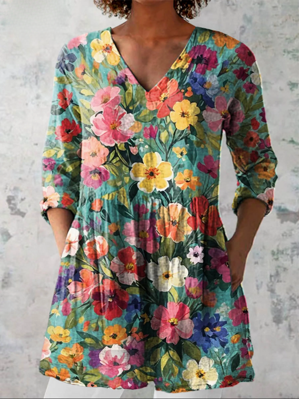 NORA | LANGE BLUSE MIT V-AUSSCHNITT