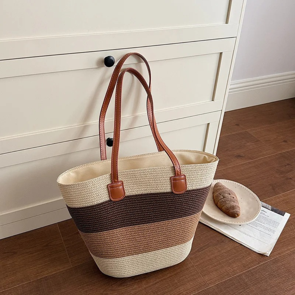 CORA | DIE FARBENFROHE TASCHE AUS GEFLOCHTENEM STROH