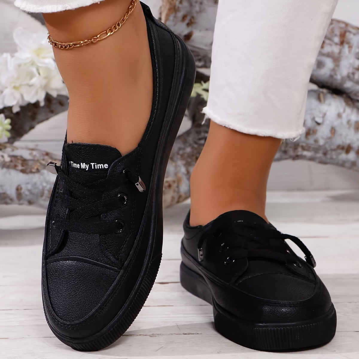 LORNA | ORTHOPÄDISCHE WEISSE SCHNÜR-SLIPPER