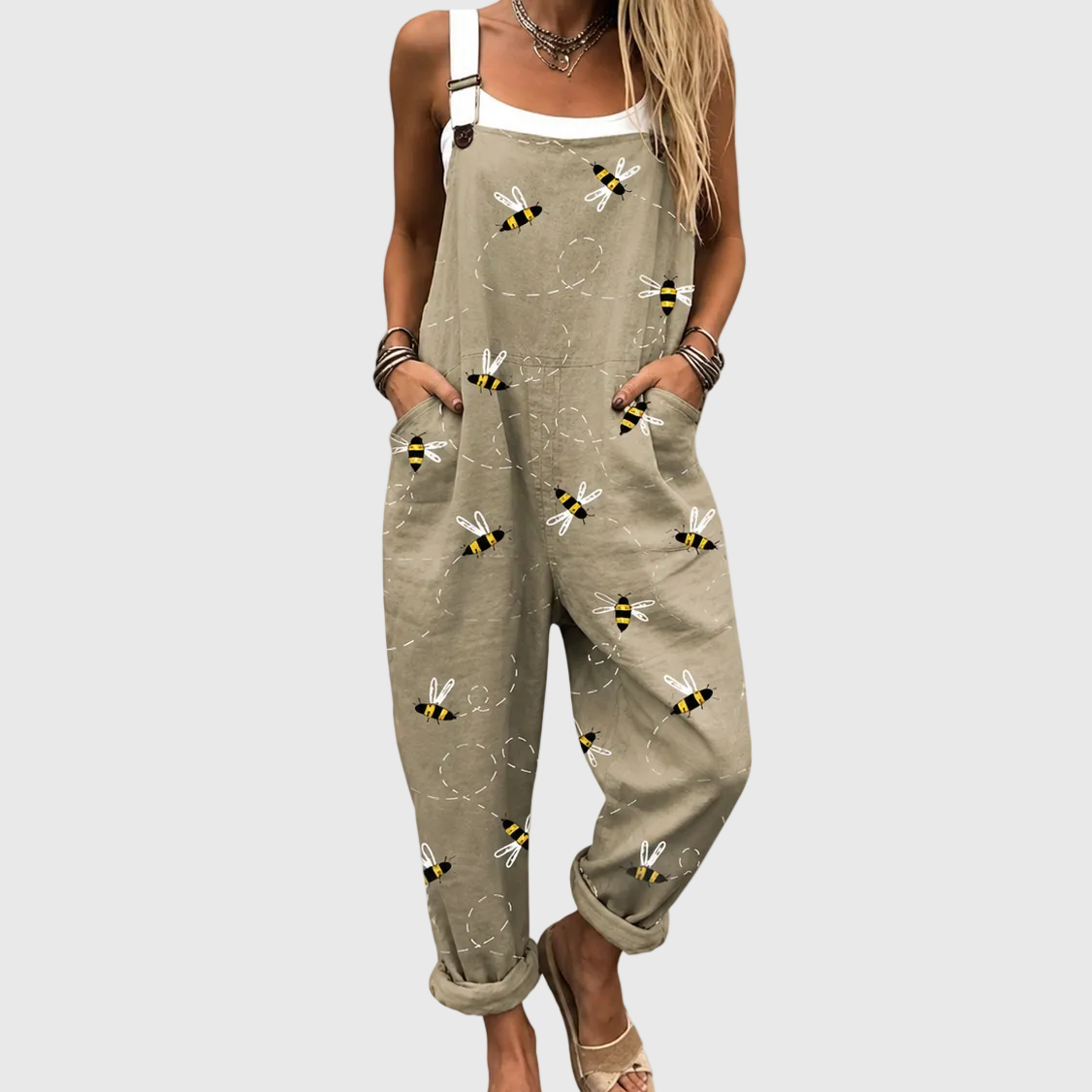 LÄSSIGE LATZHOSE MIT DEKORATIVEN BIENEN