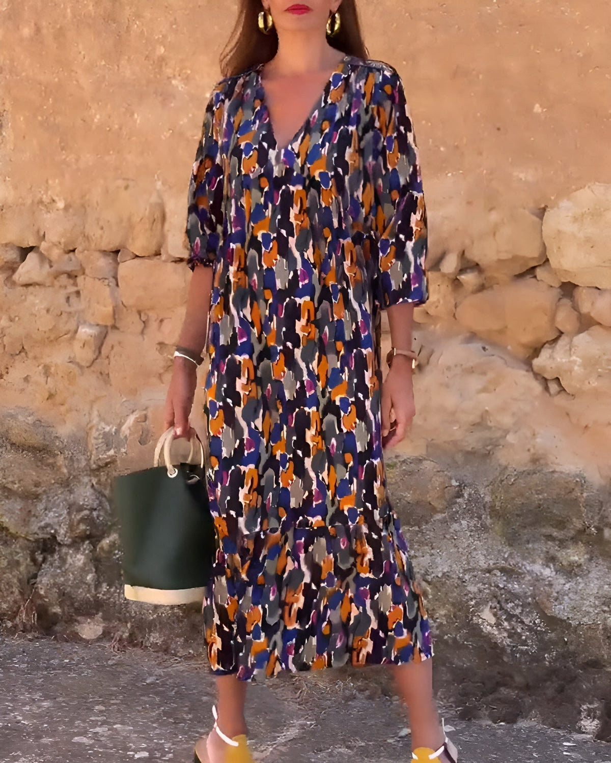 NATHALIE | RETRO-KLEID MIT DRUCK UND V-AUSSCHNITT