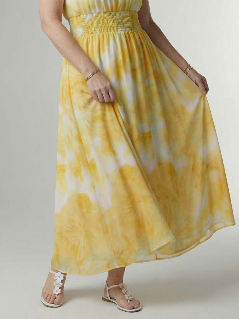 SYLIN | MIDI-KLEID MIT HALTERNECK-AUSSCHNITT UND RAFFUNG