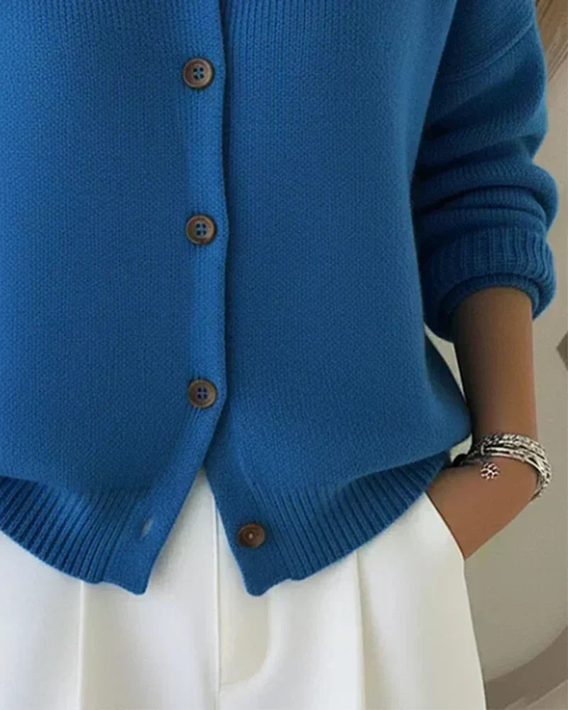 VESPERA | STRICKJACKE MIT KNOPFVERSCHLUSS
