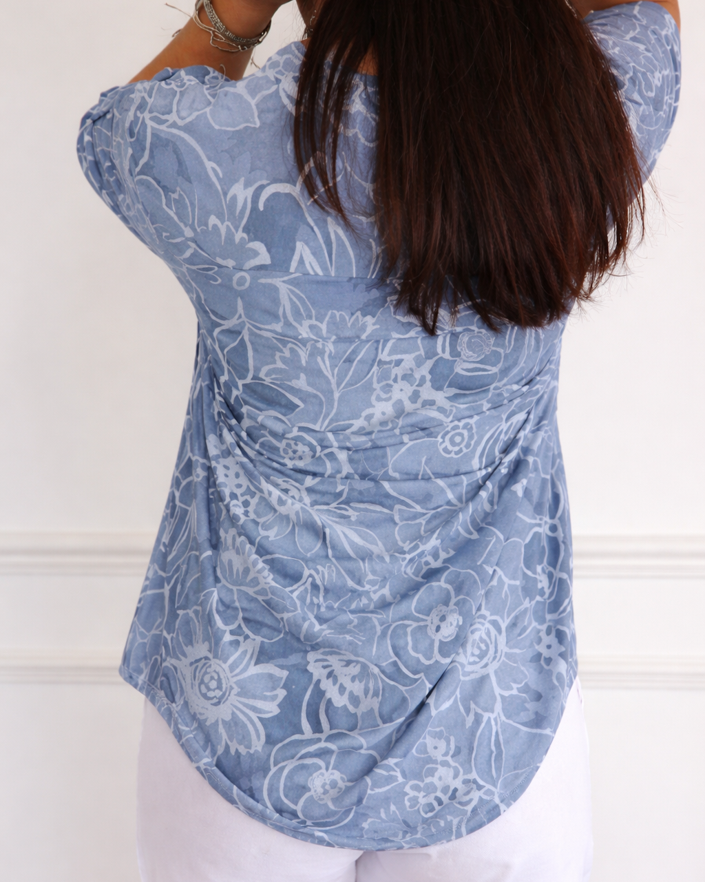 MIRELLA | ELEGANTE BLUSE MIT TASCHE