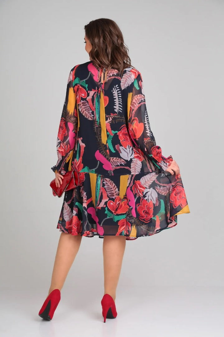 MARGOT | LÄNGERES CHIFFON-MIDIKLEID MIT LANGEN ÄRMELN UND MARKANTEM BLUMENPRINT