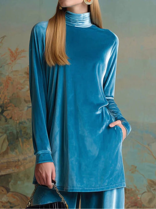 SAPPHIRE | LOCKERES CASUAL-SET AUS BLAUEM SAMT MIT STEHKRAGEN