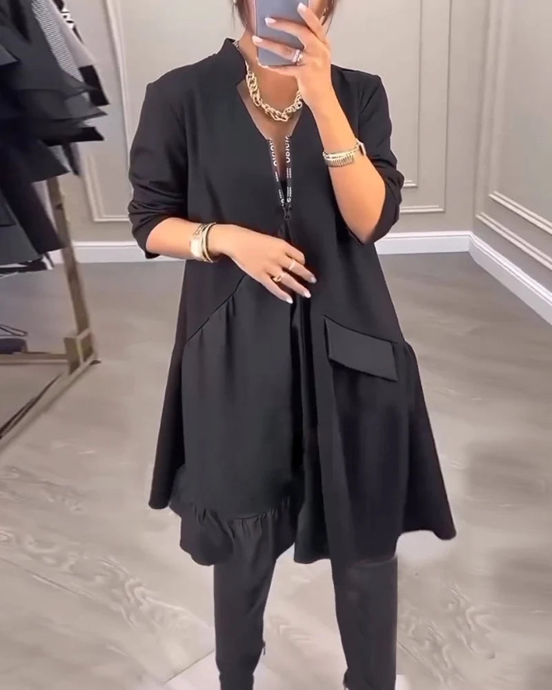 COLLEEN | V-NECK-SWINGKLEID MIT ZIPPER-FRONT UND RÜSCHENSAUM