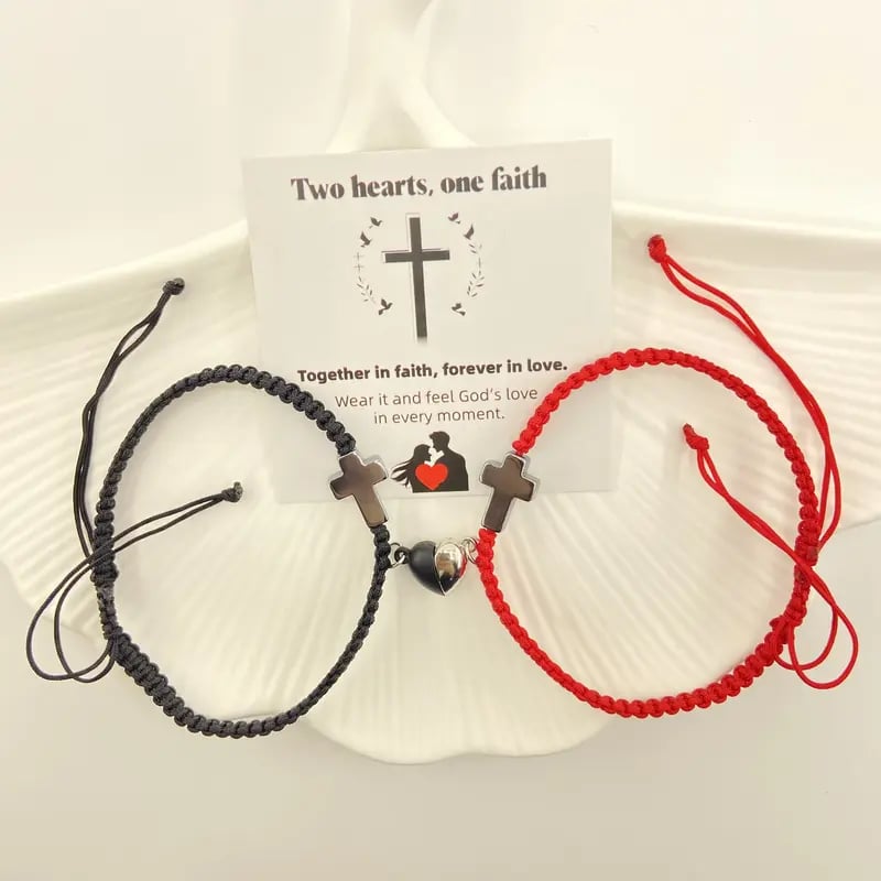 ARMBAND MIT KREUZ- UND HERZ-ANHÄNGER