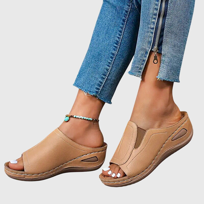 ARETHA | ORTHOPÄDISCHE SANDALEN