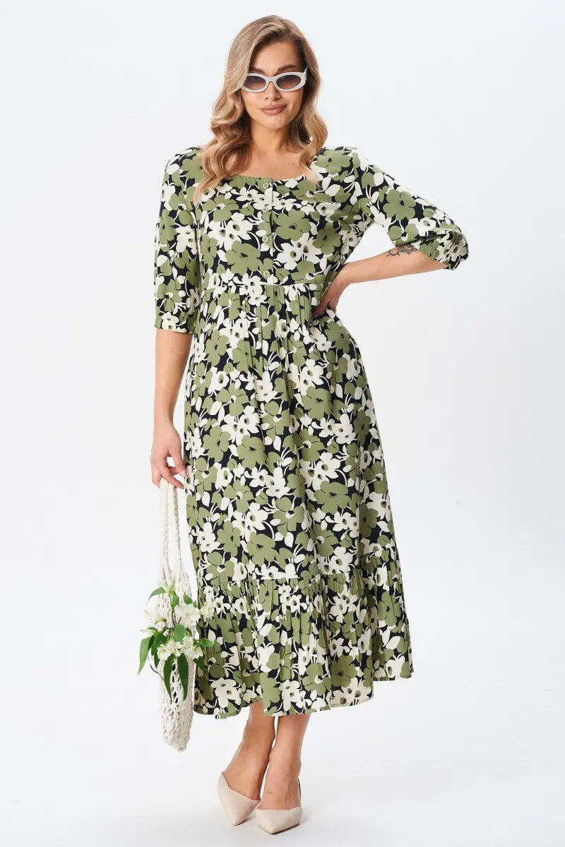 CELIA | LOCKER GESCHNITTENES SOMMERKLEID IN ÜBERGRÖSSE