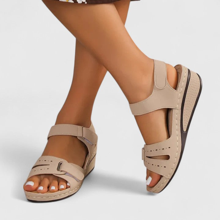 GUINEVERE | ORTHOPÄDISCHE SANDALEN