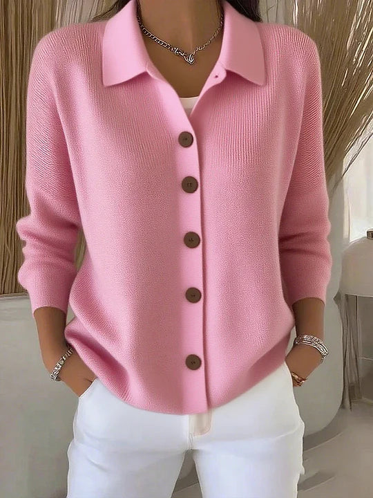 JOSEPHINE | STRICKJACKE MIT KRAGEN UND KNOPFLEISTE