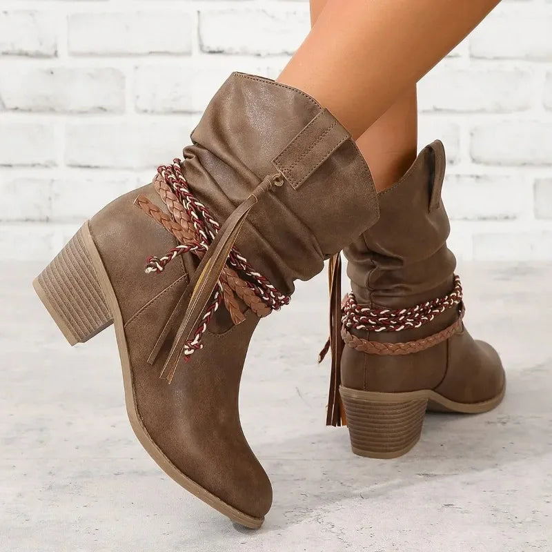 BEATRICE | WESTERN-STIEFELETTEN MIT BLOCKABSATZ