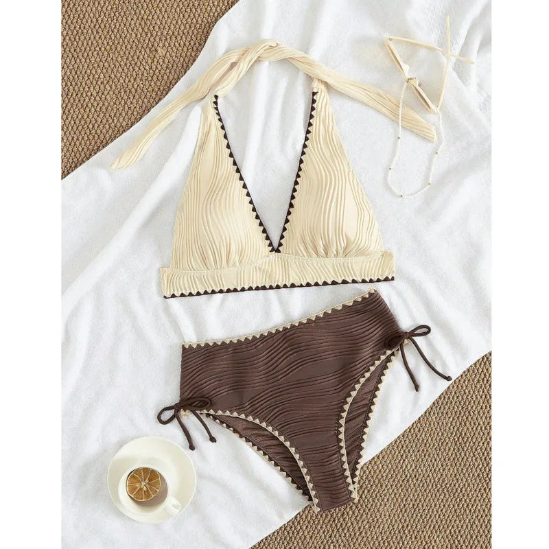 CAPRI | GERIPPTES ZWEIFARBIGES HALTERNECK-BIKINI-SET MIT HOHEM BUND