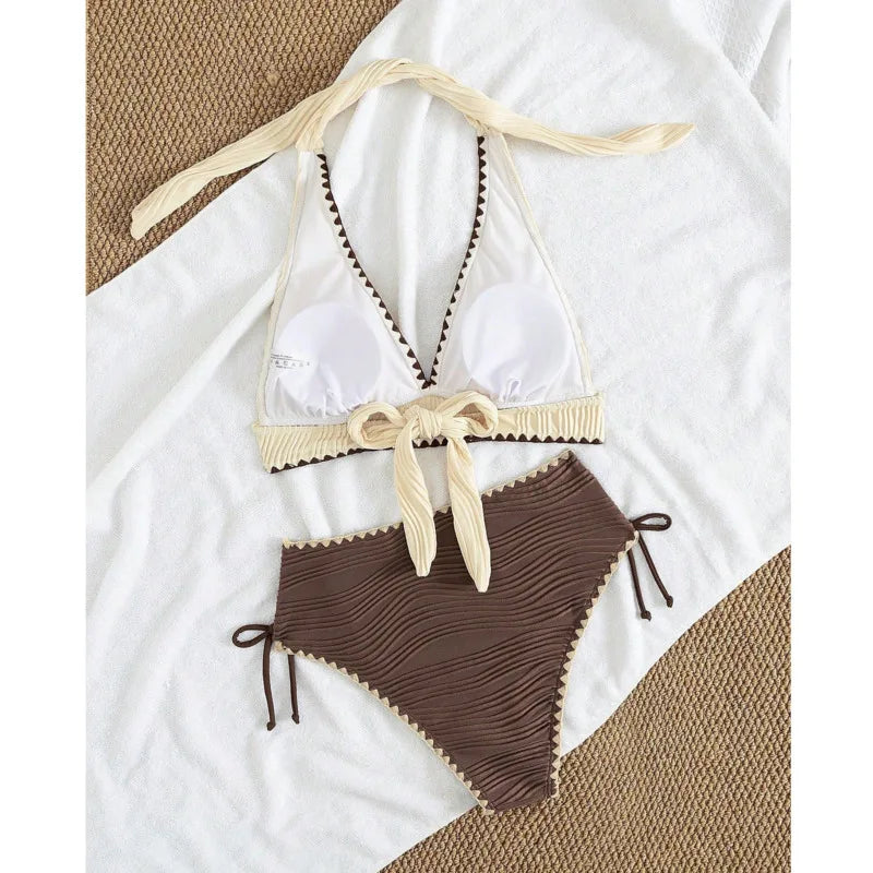 CAPRI | GERIPPTES ZWEIFARBIGES HALTERNECK-BIKINI-SET MIT HOHEM BUND