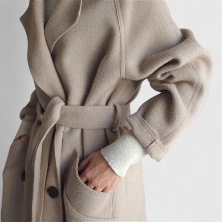 FREYA | KLASSISCHER ELEGANTER MANTEL