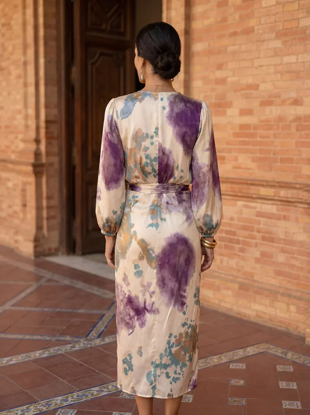 DIANA | ELEGANTES V-NECK-KLEID