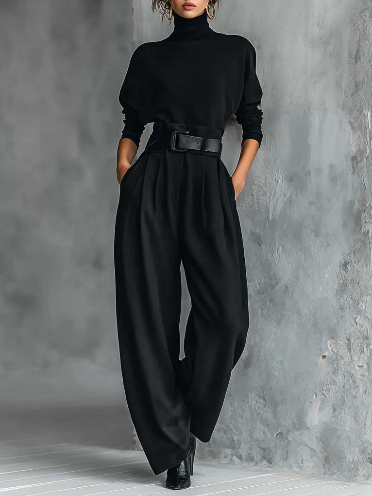 ISLA | KOMPLETTES SET AUS SCHWARZEM ROLLKRAGENPULLOVER UND GERADE GESCHNITTENER HOSE