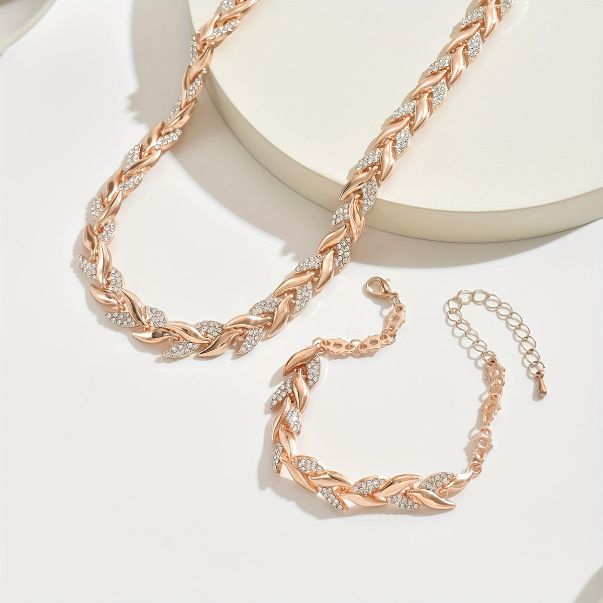 SERENA | CRYSTAL LEAF KETTEN- & ARMBAND-SET
