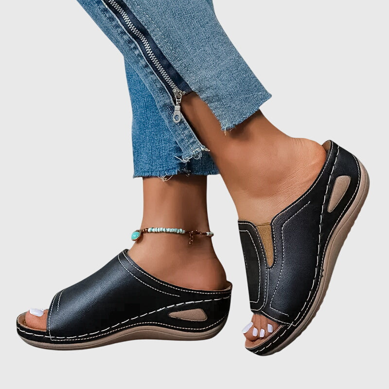 ARETHA | ORTHOPÄDISCHE SANDALEN
