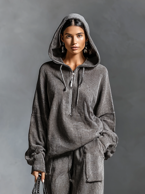 EVELYN | DAMEN FREIZEIT-SET AUS CORD MIT KAPUZENPULLOVER UND GERADER HOSE