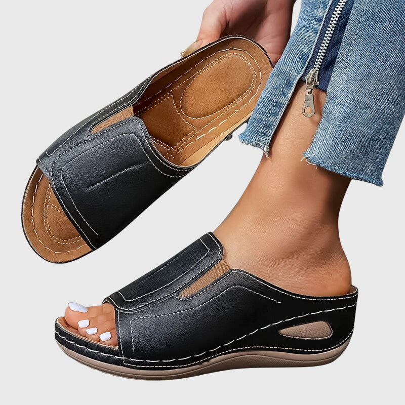 ARETHA | ORTHOPÄDISCHE SANDALEN