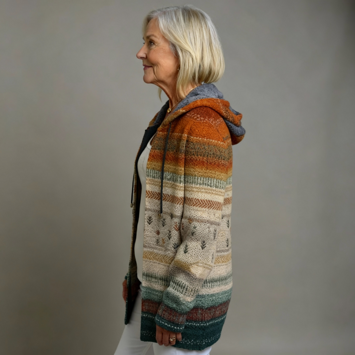 ZALIE | LUXURIÖSE STRICKJACKE MIT KÜNSTLERISCHER INSPIRATION