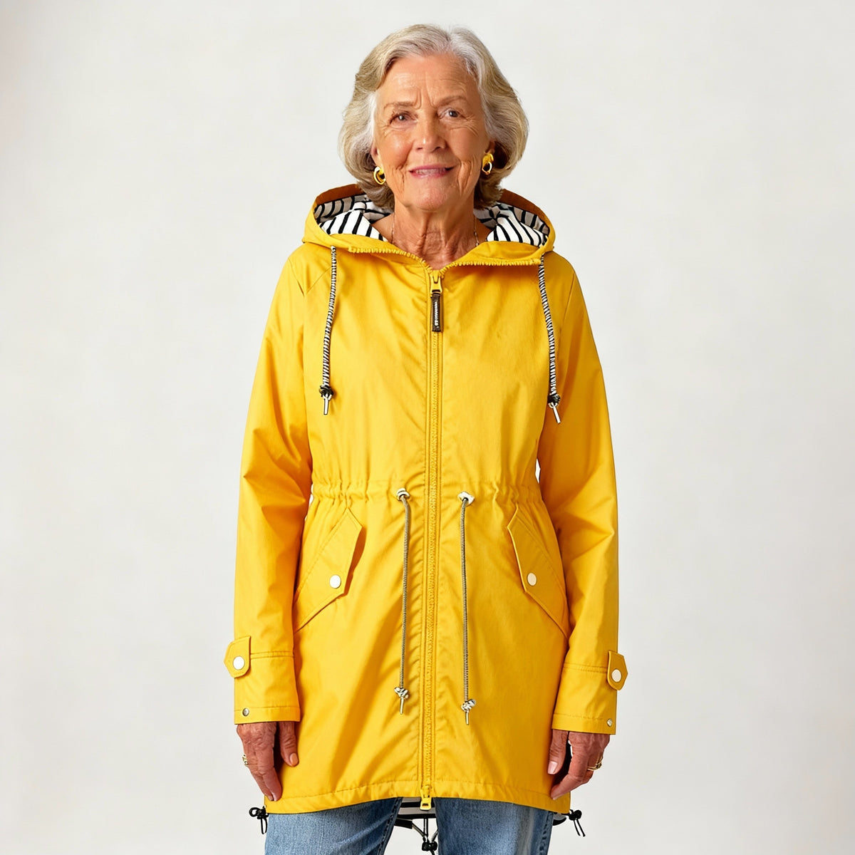 KOURTNII | BEQUEME JACKE