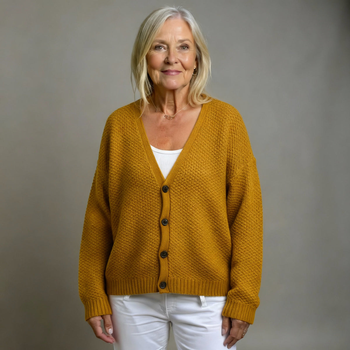 AMORIA | STRICKCARDIGAN