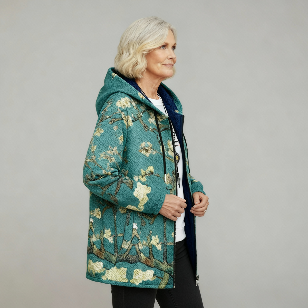 CELINE | LUXURIÖSE, KÜNSTLERISCH INSPIRIERTE STRICKJACKE