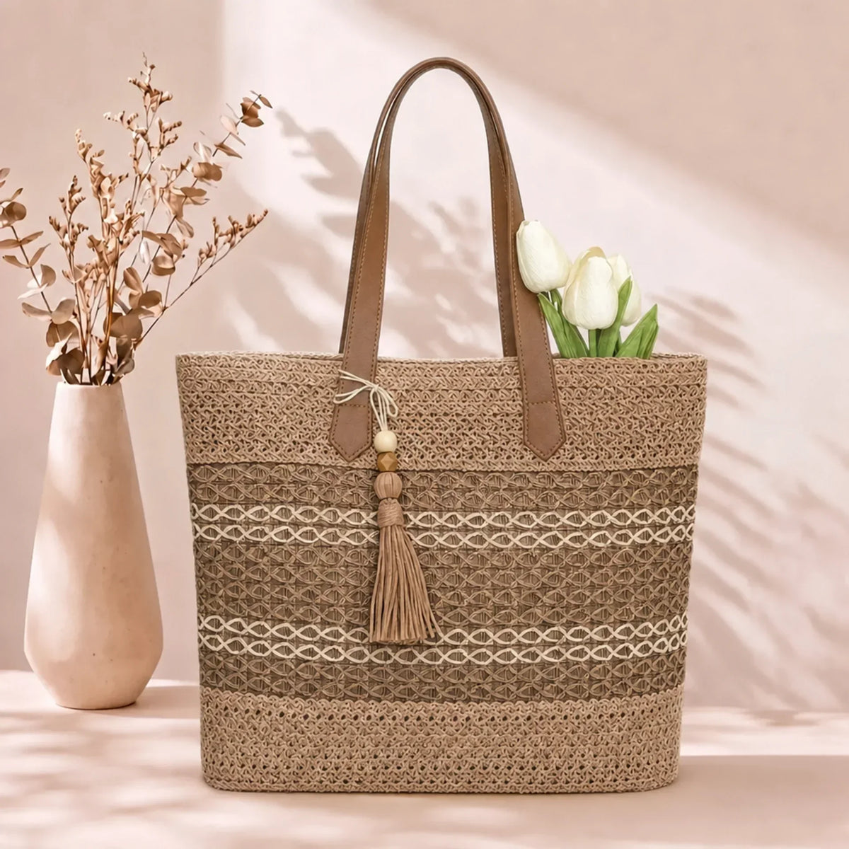 MIRA | BOHO-STROHTASCHE MIT QUASTEN