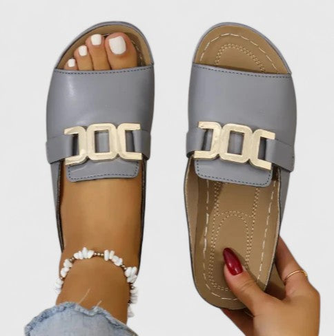 SHARPAY | RAFFINIERTE SANDALEN