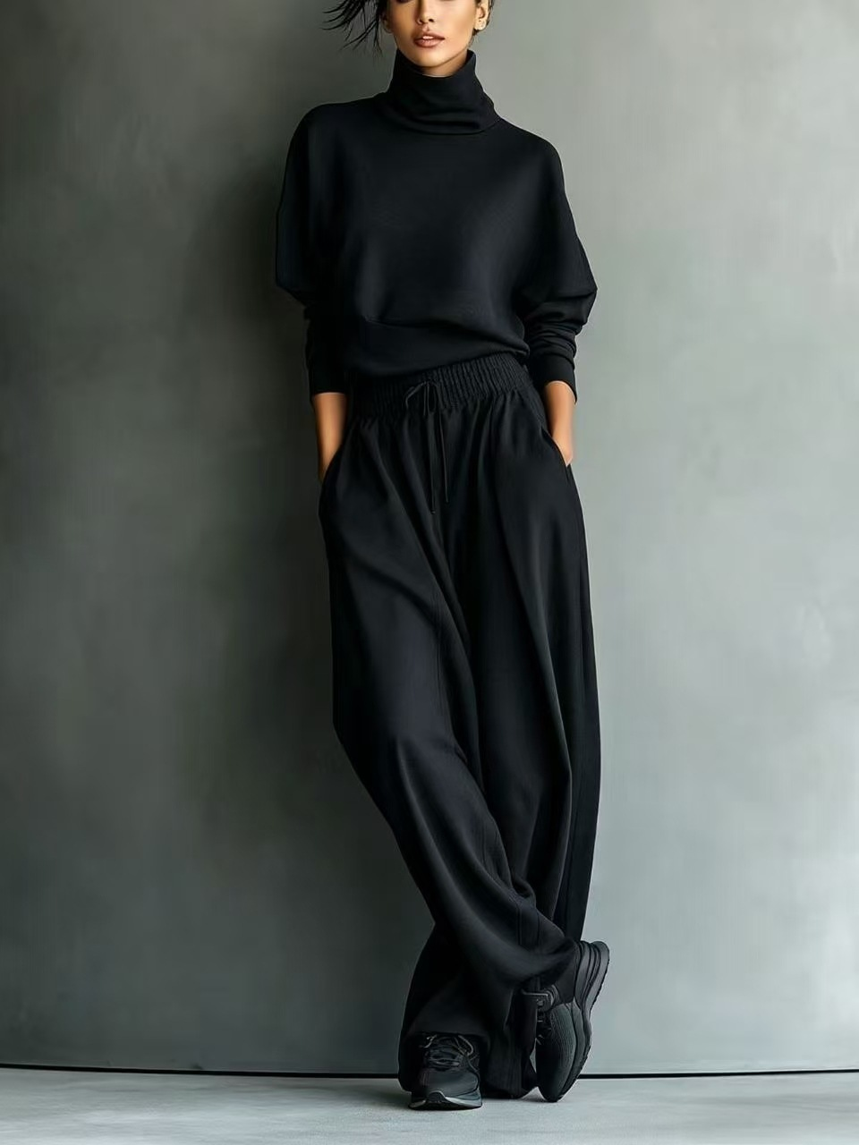 GRACE | GRAUES  KOMPLETT-SET AUS SWEATSHIRT UND WEIT GESCHNITTENER HOSE