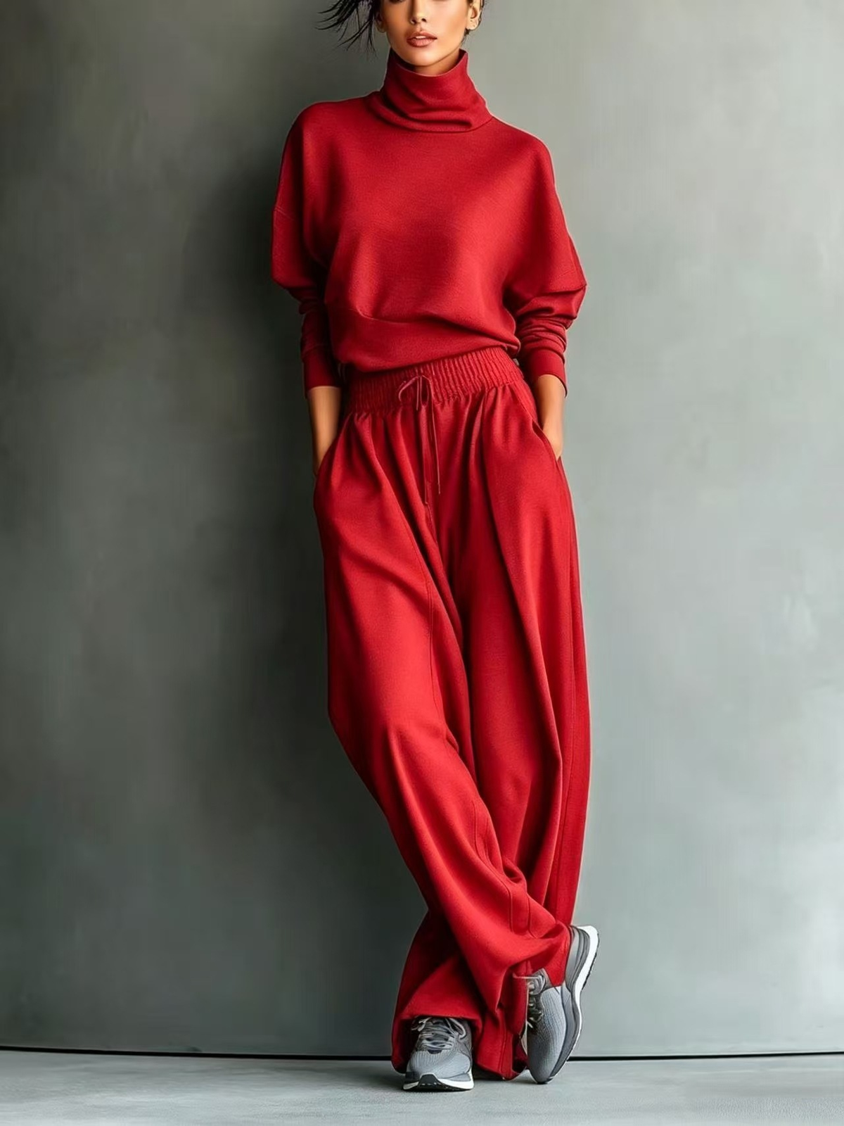 GRACE | GRAUES  KOMPLETT-SET AUS SWEATSHIRT UND WEIT GESCHNITTENER HOSE