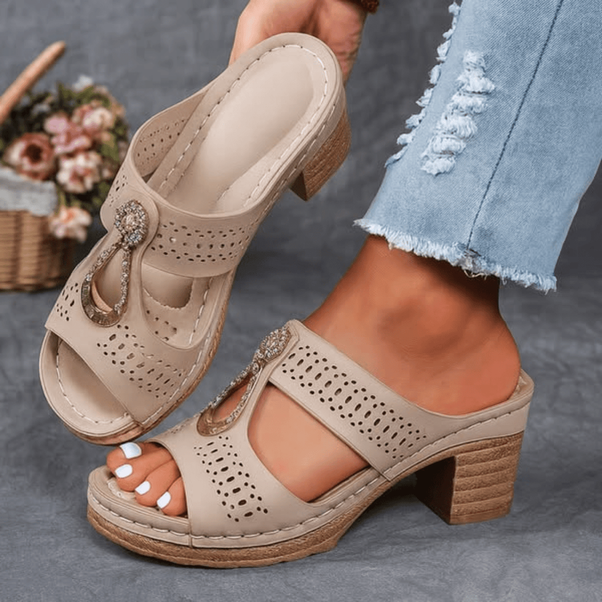 FAIITH | SCHICKE UND BEQUEME ORTHOPÄDISCHE SANDALEN