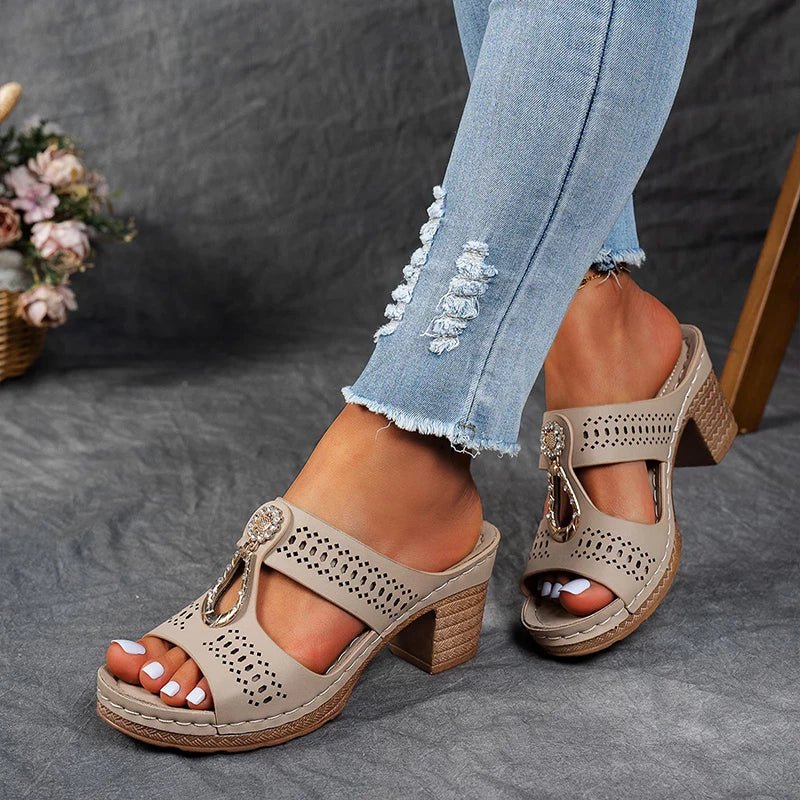 FAIITH | SCHICKE UND BEQUEME ORTHOPÄDISCHE SANDALEN