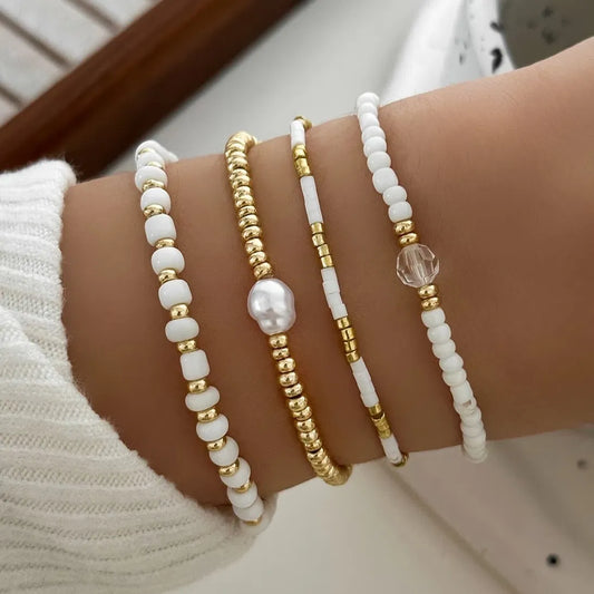 AVELINE | GOLD-PERLEN-AKZENT-ARMBANDSET, 4-TEILIG