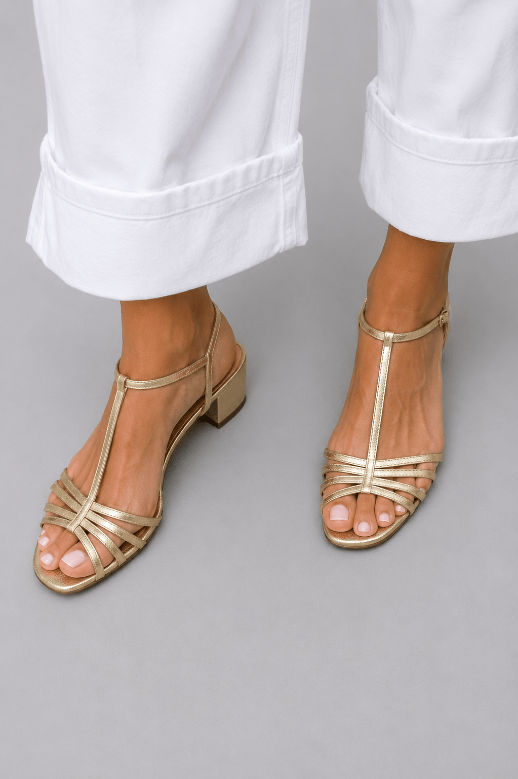 ALEGRE | GOLDENE SANDALEN: ELEGANZ FÜR JEDEN TAG