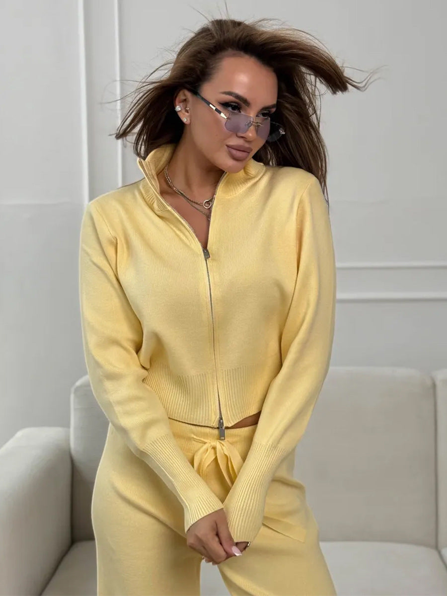 ISLA | 2-TEILIGES STRICKSET – WEITE HOSE MIT KORDELZUG UND REISSVERSCHLUSS-JACKE